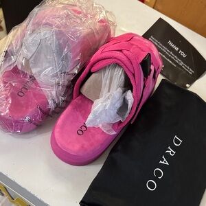Draco Pink Women's Slippers